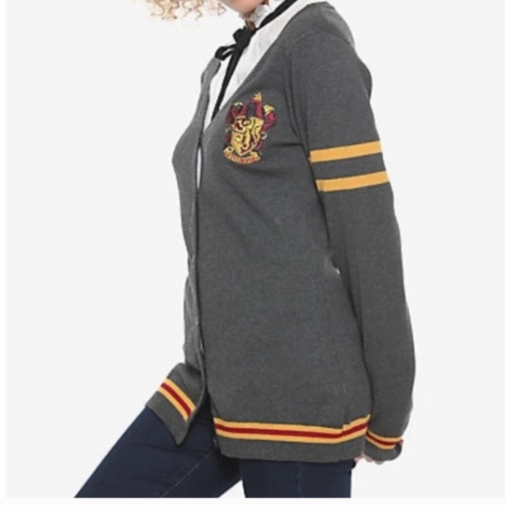 Harry Potter Gryffindor Cardigan Sweater Womens Medium Hogwarts Crest Button Up